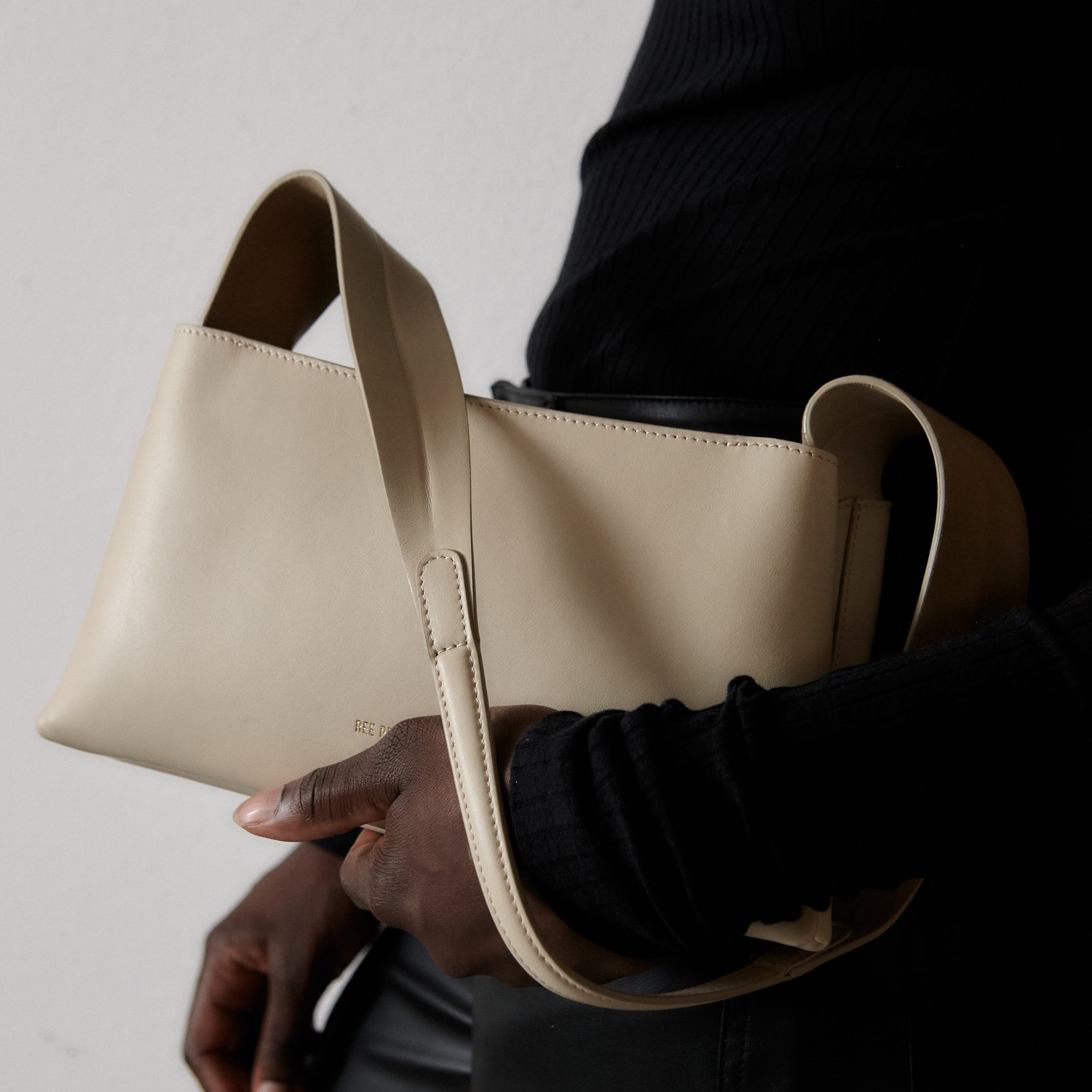 REE PROJECTS Nessa Purse Small Beige Italian Soft Calf Leather Handmade Style Chic Modern Elegant Top Handle Strap Shoulder Bag Everyday Evening