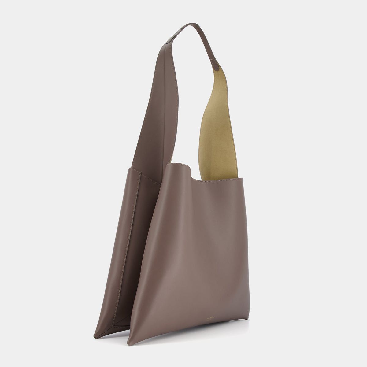 REE PROJECTS Nessa Tote Ash Brown Soft Calf Italian Leather Handmade Spacious Unique Style Chic Modern Elegant Top Handle Shoulder Bag Everyday