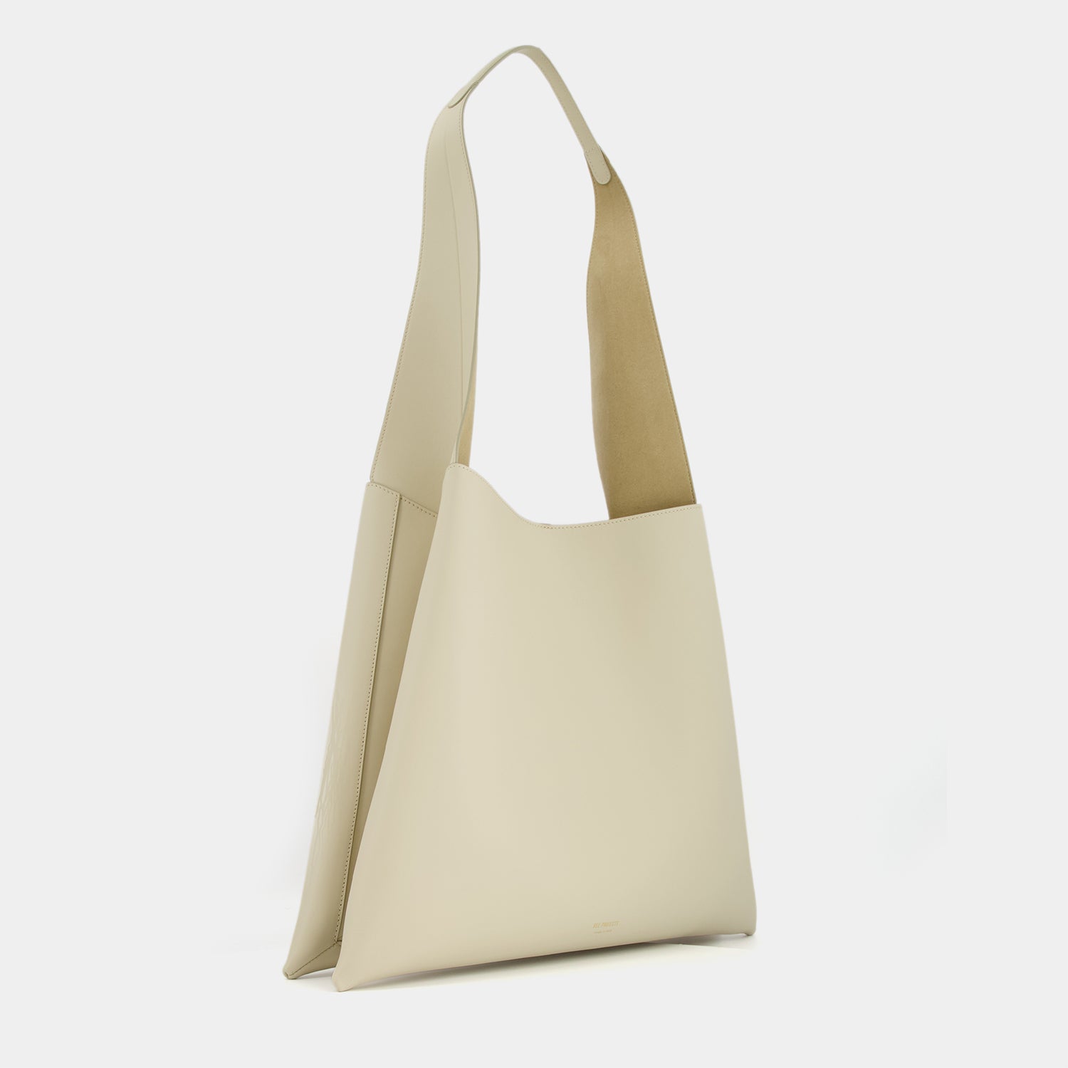 REE PROJECTS Nessa Tote Beige Soft Calf Italian Leather Handmade Spacious Unique Style Chic Modern Elegant Top Handle Shoulder Bag Everyday
