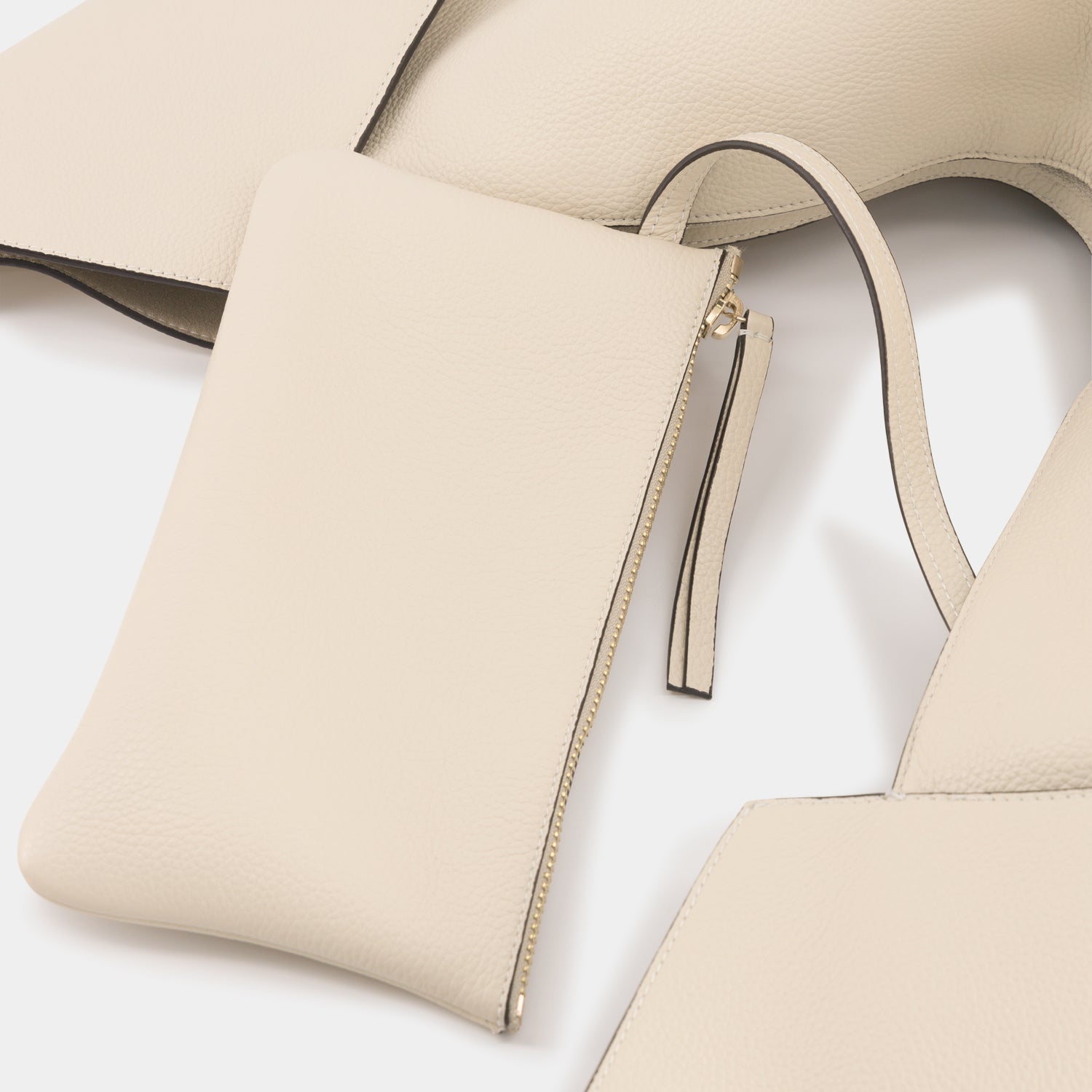 RIVA HOBO - PEBBLE GRAIN - BEIGE