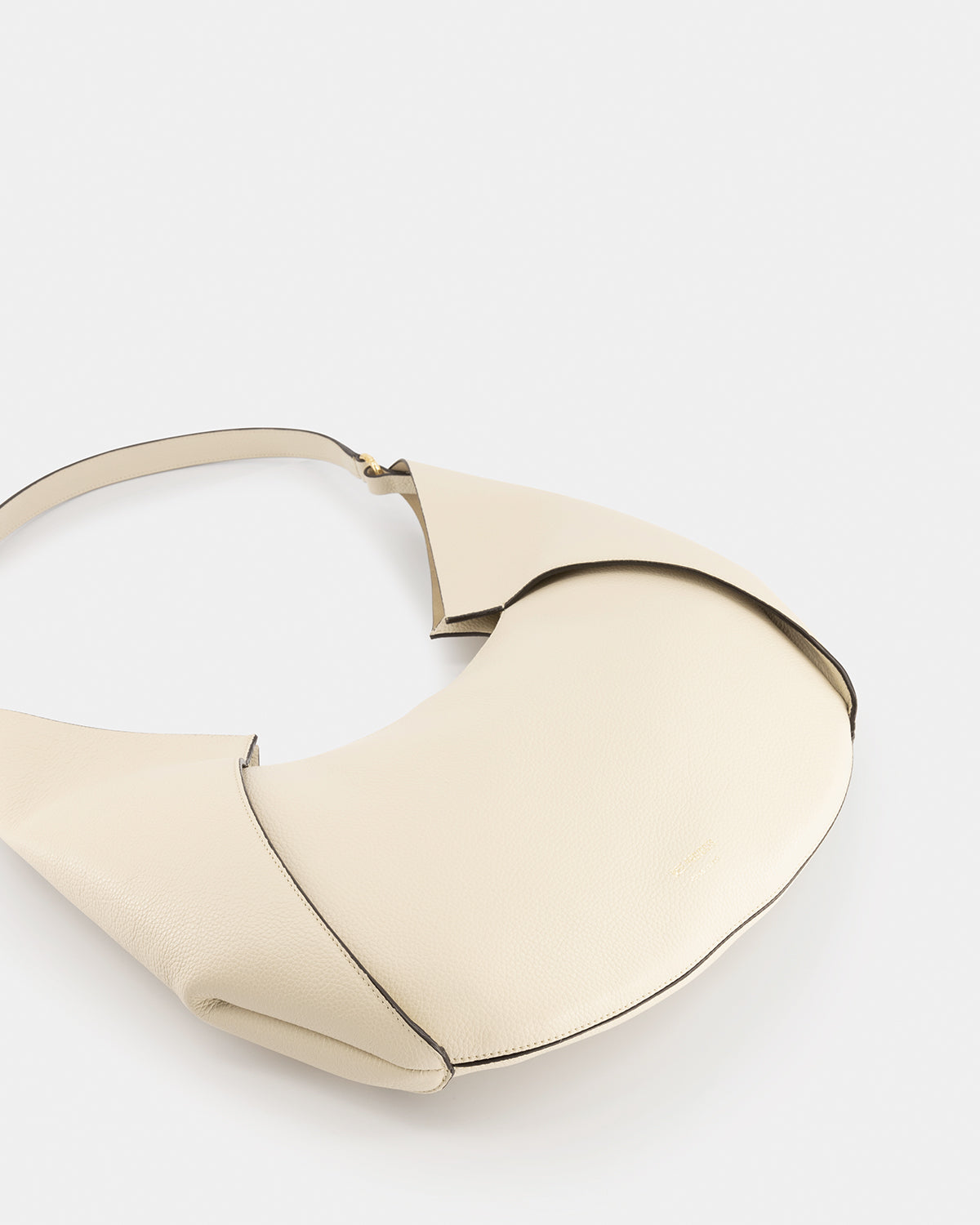 RIVA LARGE 2.0 - PEBBLE GRAIN - BEIGE